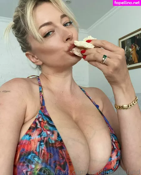 Caroline Vreeland OnlyFans Thumbnail #V3TMhWMqP3