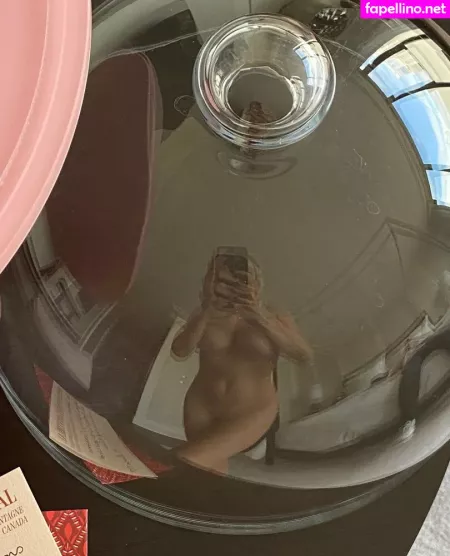 Caroline Vreeland OnlyFans Thumbnail #kQGEoWJYIc