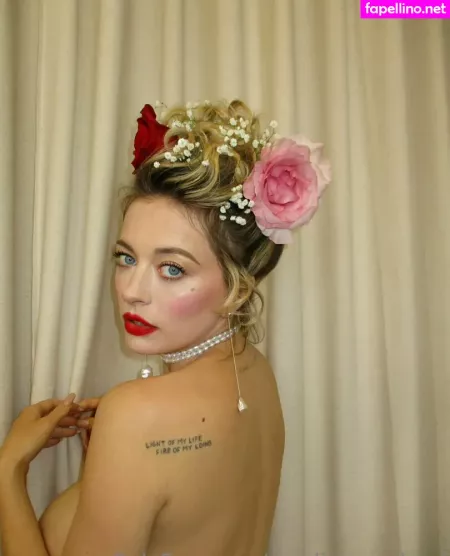 Caroline Vreeland OnlyFans Thumbnail #rkgGcPM6En
