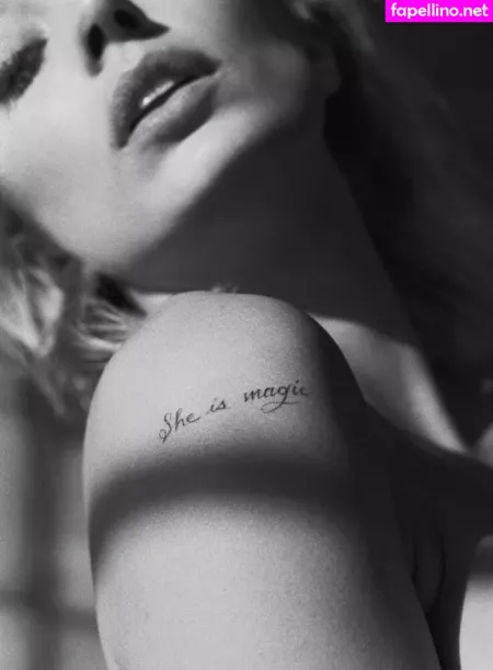 Caroline Vreeland OnlyFans Thumbnail #tmN6DtFS5M