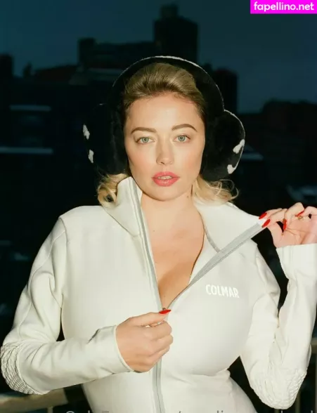 Caroline Vreeland OnlyFans Thumbnail #vYT2qKKJoR