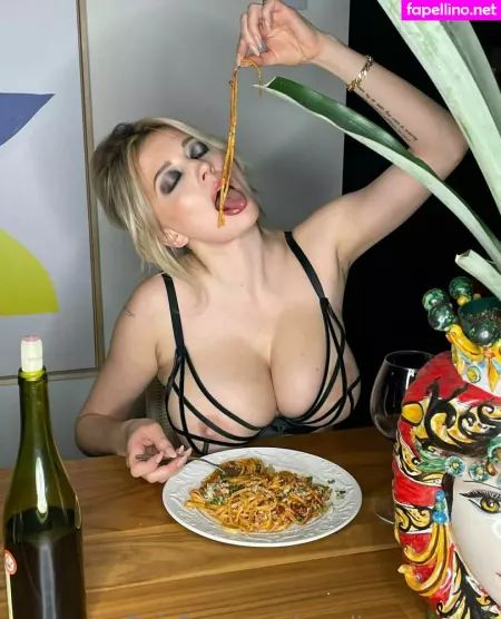 Caroline Vreeland OnlyFans Thumbnail #zLCZCFE1MB