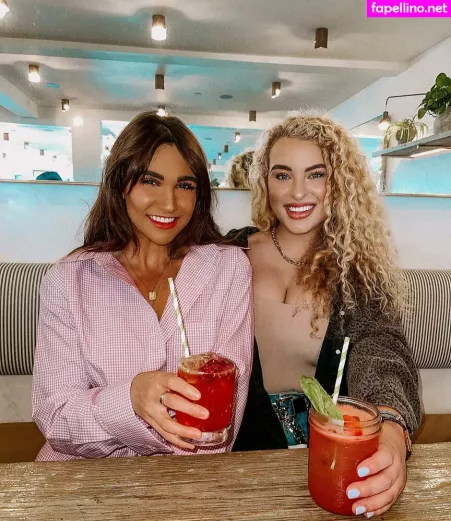 Caroline Wall OnlyFans Thumbnail #LoSNMczhmj