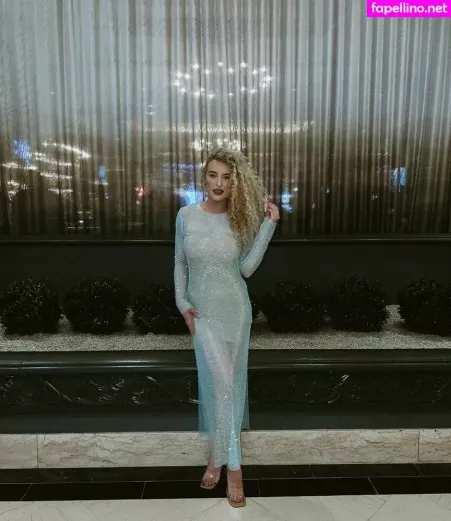 Caroline Wall OnlyFans Thumbnail #ULRKoyjPTa