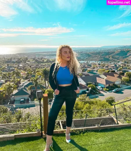 Caroline Wall OnlyFans Thumbnail #pVsuELgJj6