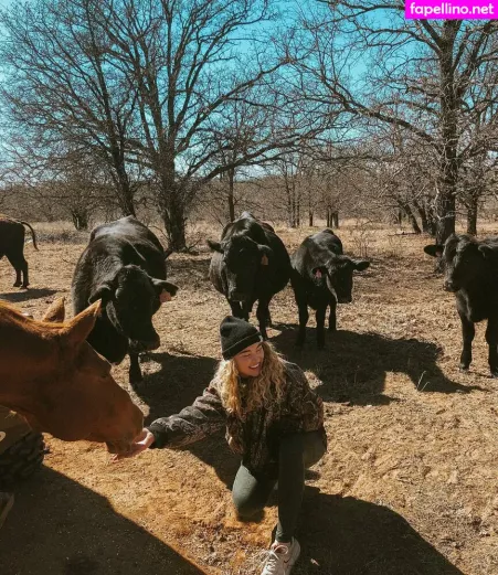 Caroline Wall OnlyFans Thumbnail #vf3LPk3nsU