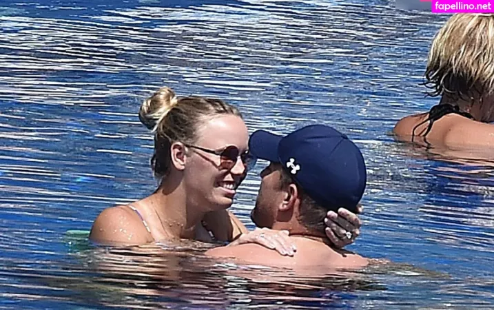 Caroline Wozniacki OnlyFans Thumbnail #DrAYE9wyw5