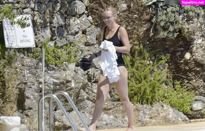 Caroline Wozniacki OnlyFans Thumbnail #QqbDD1Iifo