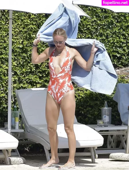Caroline Wozniacki OnlyFans Thumbnail #yyI1ZTtdnc