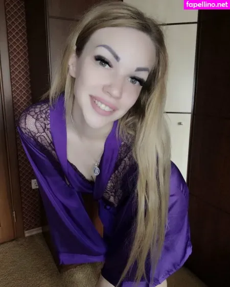 Carolinebright OnlyFans Thumbnail #Ezslzq8fAz