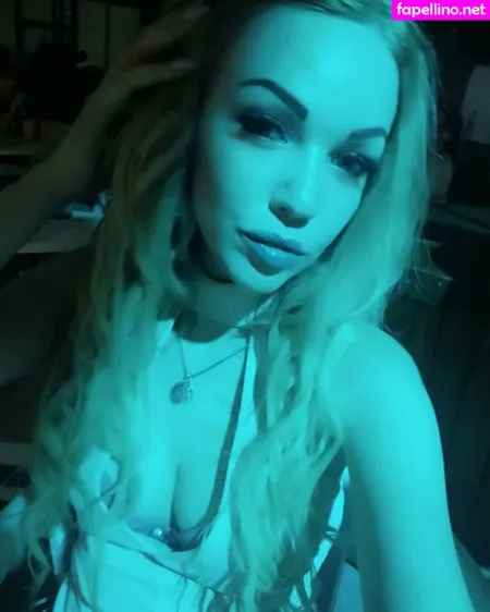 Carolinebright OnlyFans Thumbnail #pj6QqedAkK