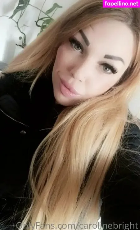 Carolinebright OnlyFans Thumbnail #t3H5zrJHk8
