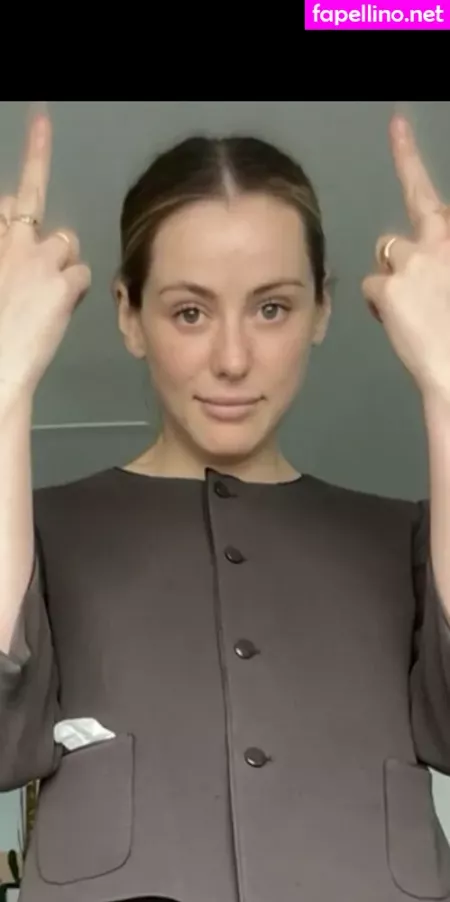 Carolinecalloway OnlyFans Thumbnail #44kfwkcIty