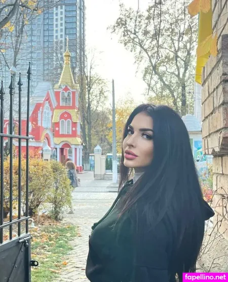 Carolinedeam OnlyFans Thumbnail #71haqRgI4y