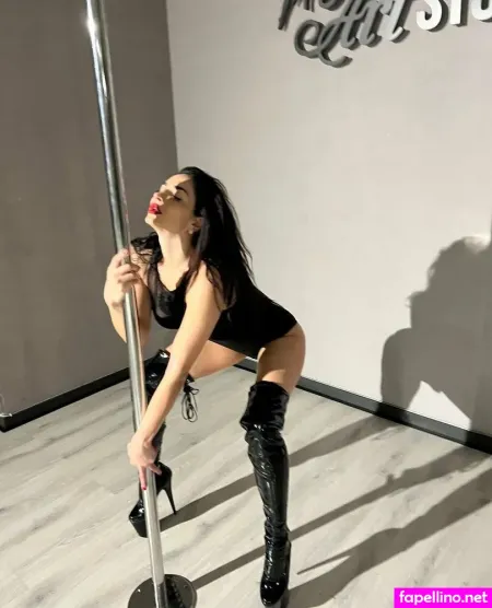 Carolinedeam OnlyFans Thumbnail #hsENSuz3sI