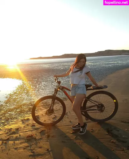 Carolinee2000 OnlyFans Thumbnail #UayjthwIfb