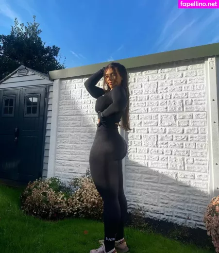 Carolinehobday OnlyFans Thumbnail #Fy7TuzpDoI
