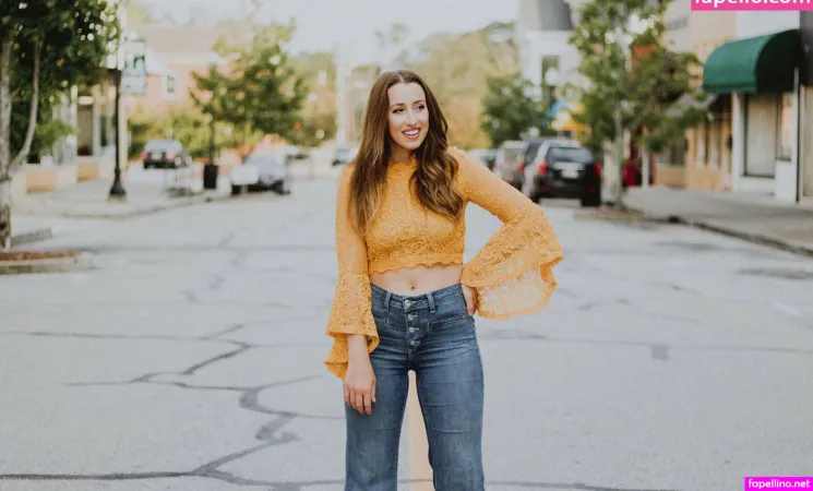 Carolinej Main Profile Photo