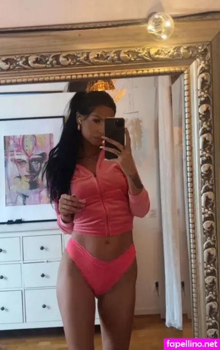 Carolinekronkvist OnlyFans Thumbnail #qg3hZBUTsI