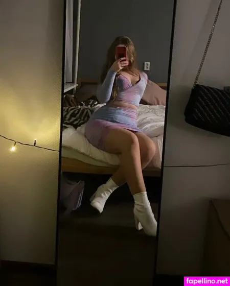 Carolinesfingers OnlyFans Thumbnail #iuHHHoiHCg