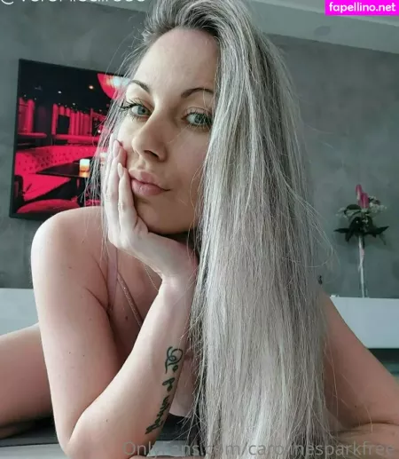 Carolinesparkfree OnlyFans Thumbnail #IQGuBvmzGk