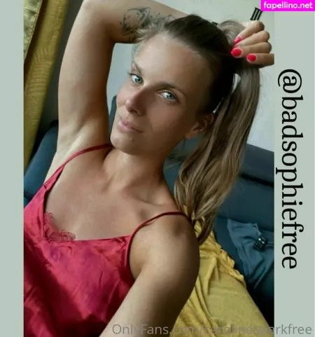 Carolinesparkfree OnlyFans Thumbnail #TD5O5FsK8V