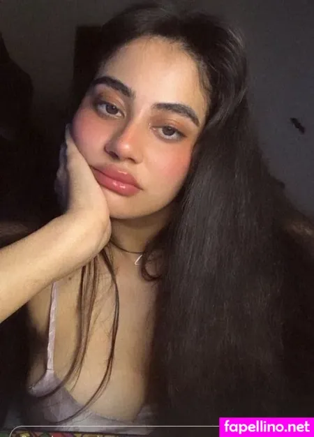 Carollinep OnlyFans Thumbnail #VyJxl2d77Y