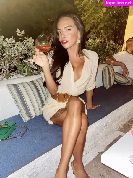 Carolts OnlyFans Thumbnail #MDAGX7wvUY