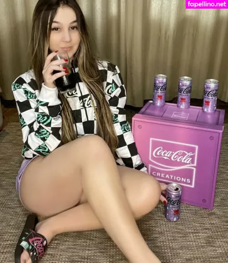 Carolzinha Sg OnlyFans Thumbnail #xzr7Vg3F7U