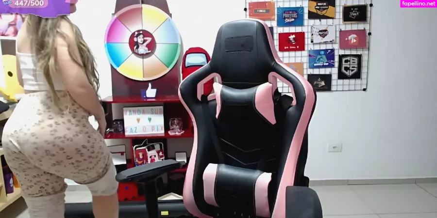 Carolzinha OnlyFans Thumbnail #0MBrnPdh1G