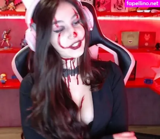 Carolzinha OnlyFans Thumbnail #FGJIjgzUVD