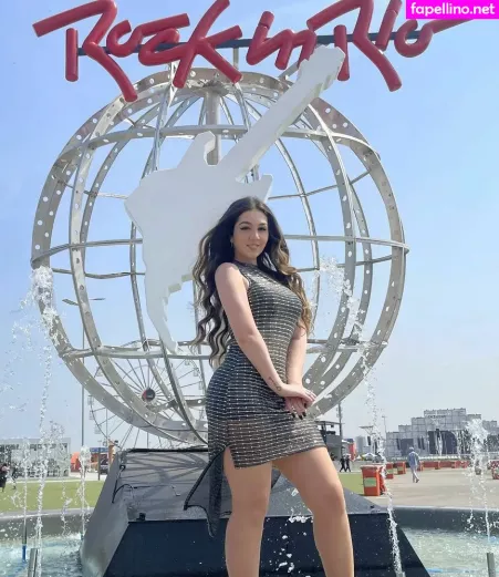 Carolzinha OnlyFans Thumbnail #TQDY0Q2ECg