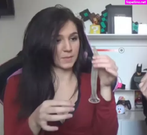 Carolzinha OnlyFans Thumbnail #X1XdrQRy5k