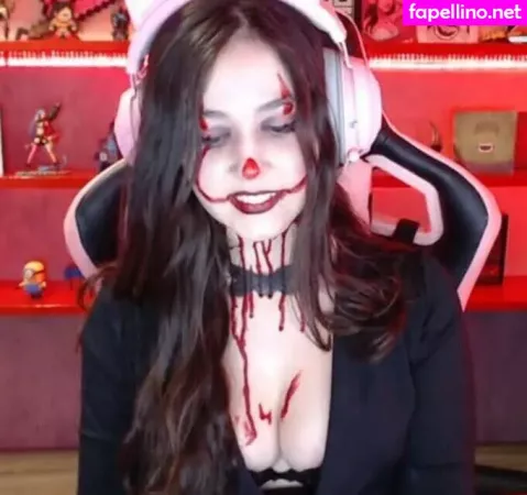 Carolzinha OnlyFans Thumbnail #uRC5wFYSHZ