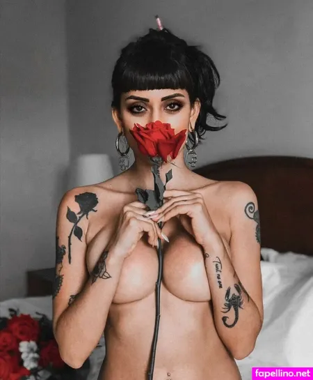 Caroolpaanic OnlyFans Thumbnail #fHO6PeiGNB