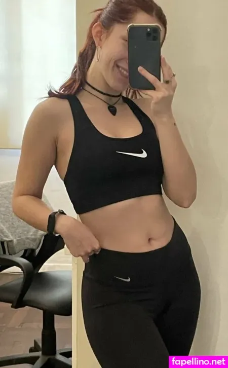 Caropardiaco OnlyFans Thumbnail #0camUOlcIP