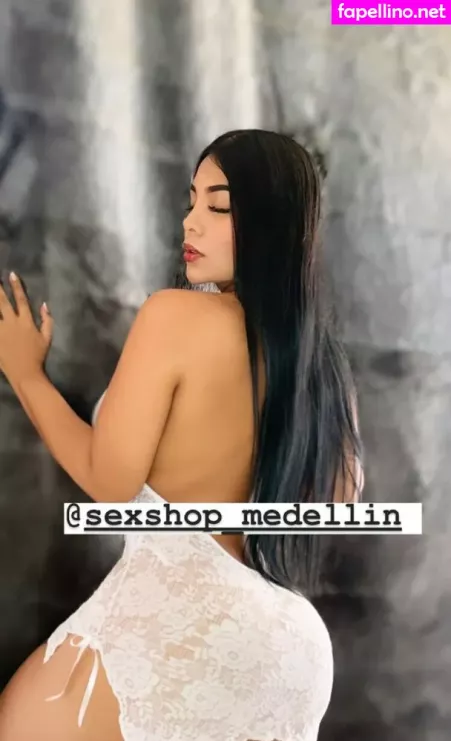 Carovelez Betancourth OnlyFans Thumbnail #23zAy6Juwo