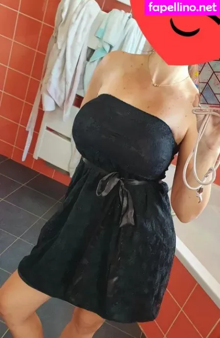 Carovicapo OnlyFans Thumbnail #IyYgyyWZBt