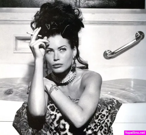 Carre Otis OnlyFans Thumbnail #oWuVxb7Xei