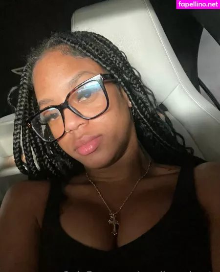 Carribeanbooty OnlyFans Thumbnail #AgYwIhyC69