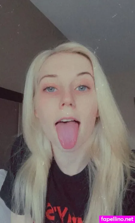 Carrie Cannie Carrie Cannie OnlyFans Thumbnail #1UG7t8ucQa
