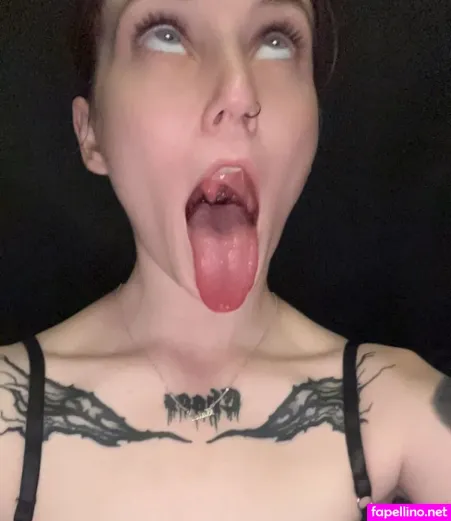 Carrie Cannie OnlyFans Thumbnail #4y2lnJO1WN