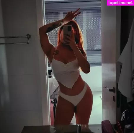 Carrietlol 1 OnlyFans Thumbnail #KEyhYsMlj9