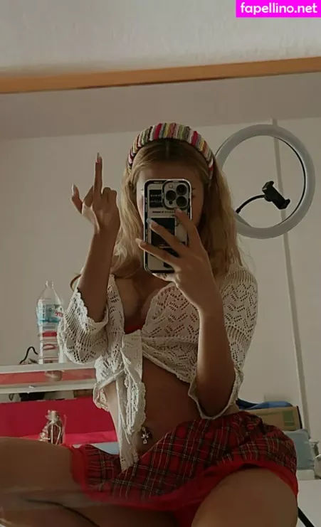 Carrievioletxo OnlyFans Thumbnail #ORajPACMFz