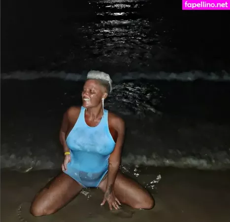 Carro Oberg OnlyFans Thumbnail #aIeindOviC