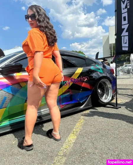 Carsandlingerie OnlyFans Thumbnail #0t2IEZxSri