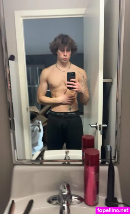 Carsonmakarrall Main Profile Photo