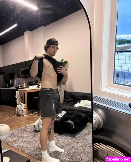 Carsonmakarrall OnlyFans Thumbnail #IteQHEMxbr