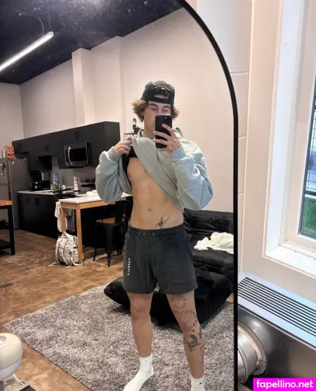 Carsonmakarrall OnlyFans Thumbnail #hzSC8oXrei