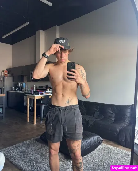 Carsonmakarrall OnlyFans Thumbnail #rg4VHYxFLF